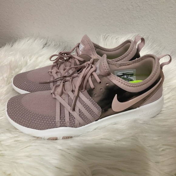 ❌Will Take Any Offer❌Nike Free Tr 7 - Picture 2 of 3